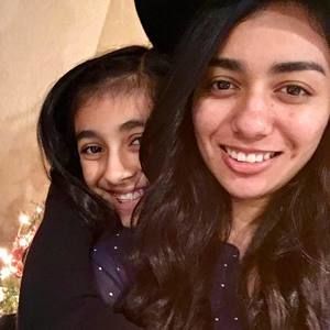 Meet your Posher, Yanitza